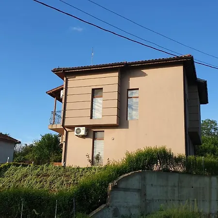 Вила Estate Banya (Burgas)